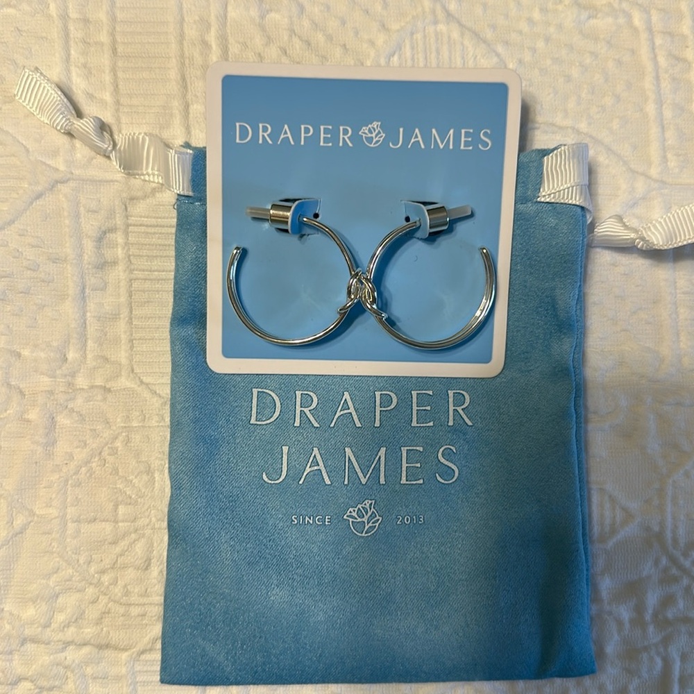 NWT Draper James Knot Hoop Earrings in Sliver